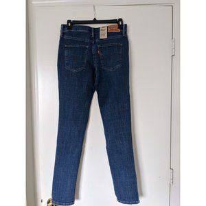 LEVI'S skinny jeans, new w/ tags - never worn